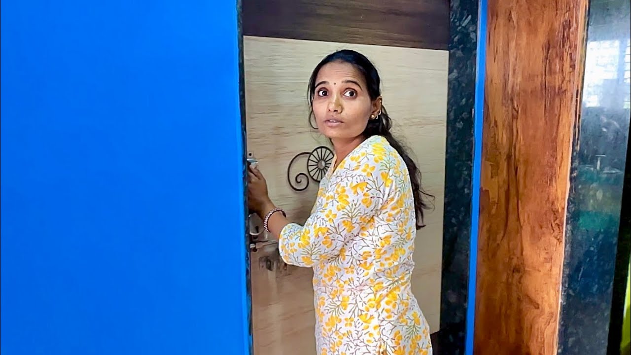 माऊलीची मम्मी game खेळत असताना GRANNY बाहेर आली 🫢