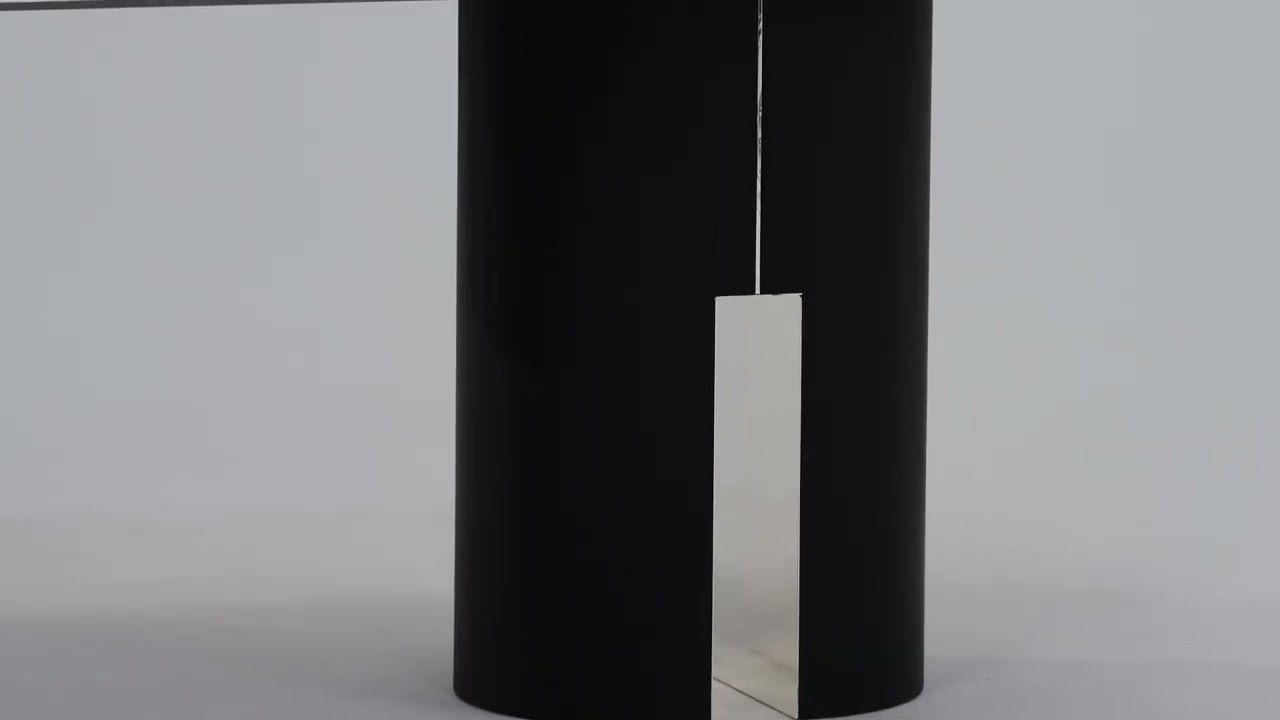 Tabarna Dining Table