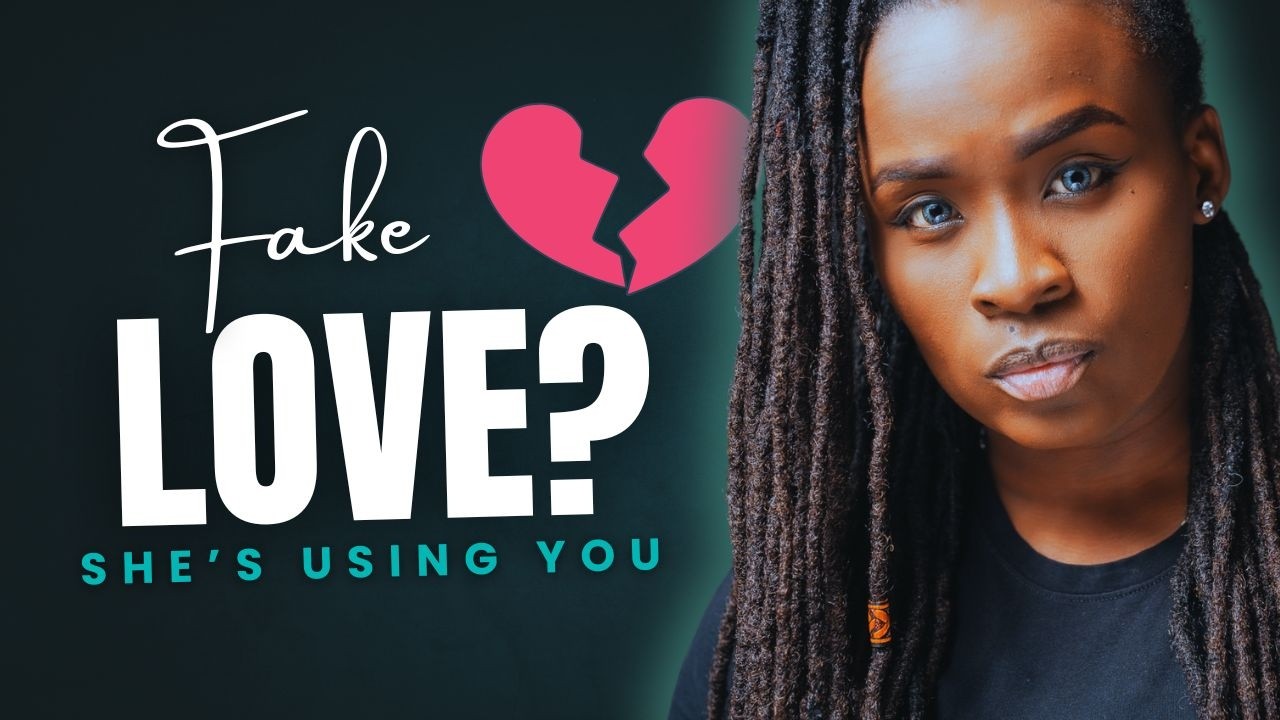 5 Signs She&rsquo;s Pretending to Love You (Don&rsquo;t Ignore #3)