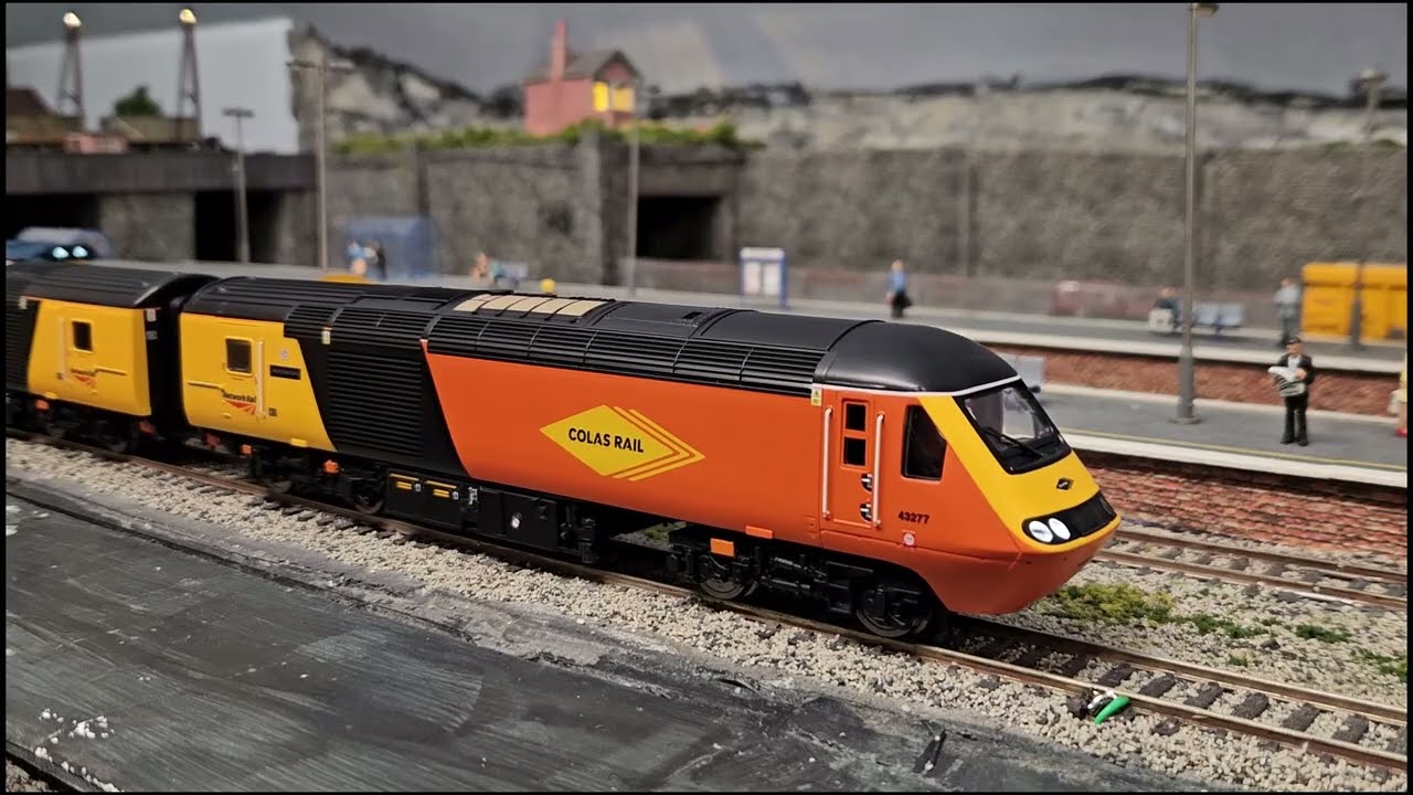 Распаковка новой модели Hornby Colas Rail HST ограниченной серии со звуковым сопровождением TXS.