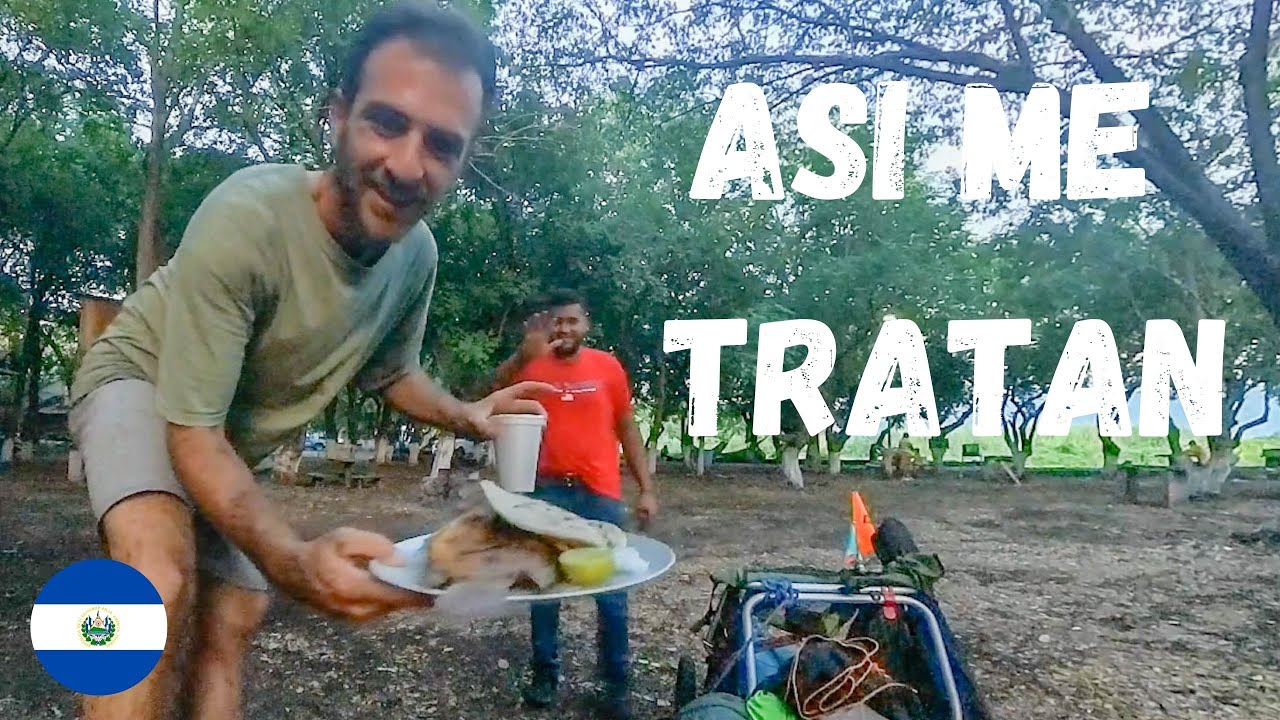 PRIMER D&Iacute;A SOLO en EL SALVADOR 🇸🇻 {De M&eacute;xico a Argentina en bici} || Ep 17 - AM&Eacute;RICA