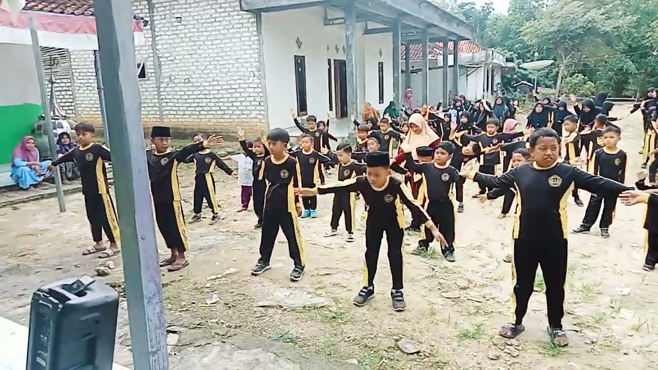 Di kewer dulu . Bolo