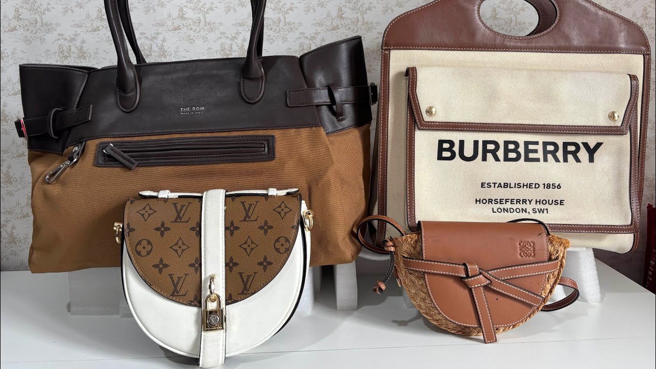BURBERRY POCKET  (WA: 0852-1212-7558)