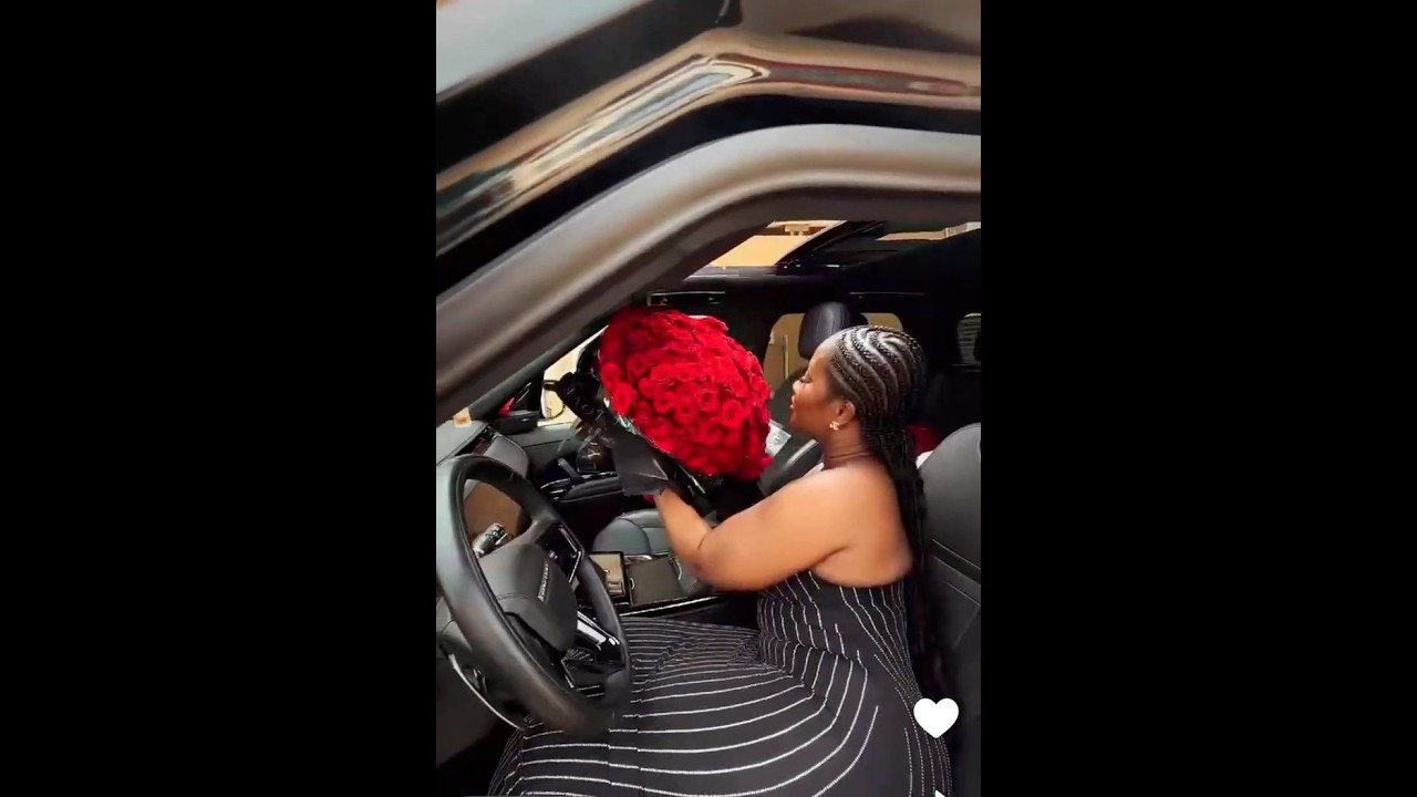 La nouvelle Range Rover 2026 de Carmen Sama pour la Sainte Valentin 💝