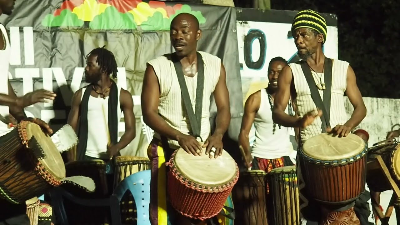 Percussion Djembe; Senegal Casamance; Mini Festival Ab&eacute;n&eacute;