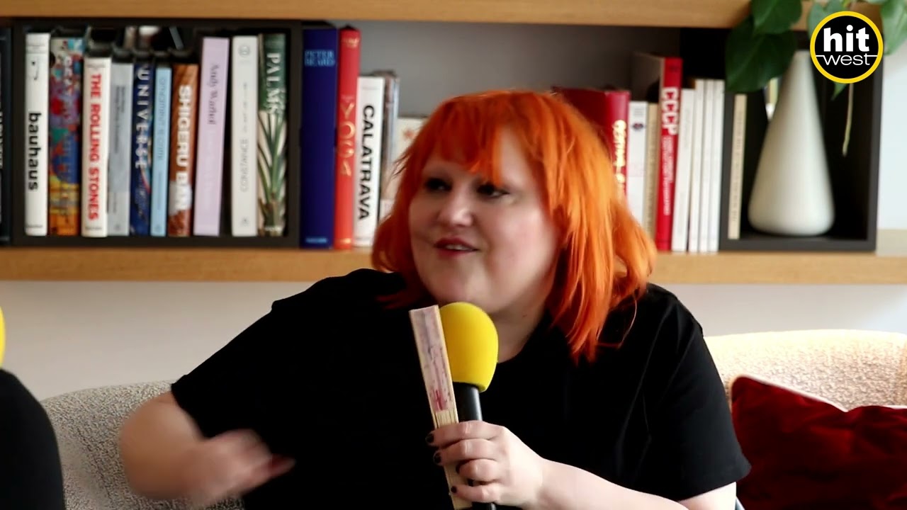 Beth Ditto de Gossip en interview dans Backstage