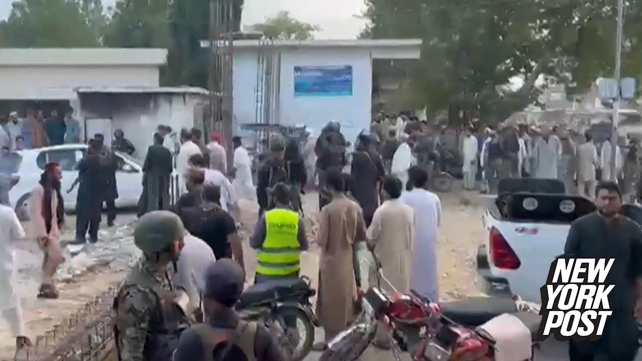 Suicide bomber suspected as explosion at Islamist rally in Pakistan kills at least 40