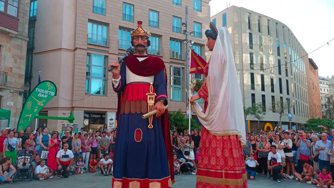 Ball dels Gegants Nous de la Pla&ccedil;a Nova | Festes de Sant Roc 2023 a Barcelona