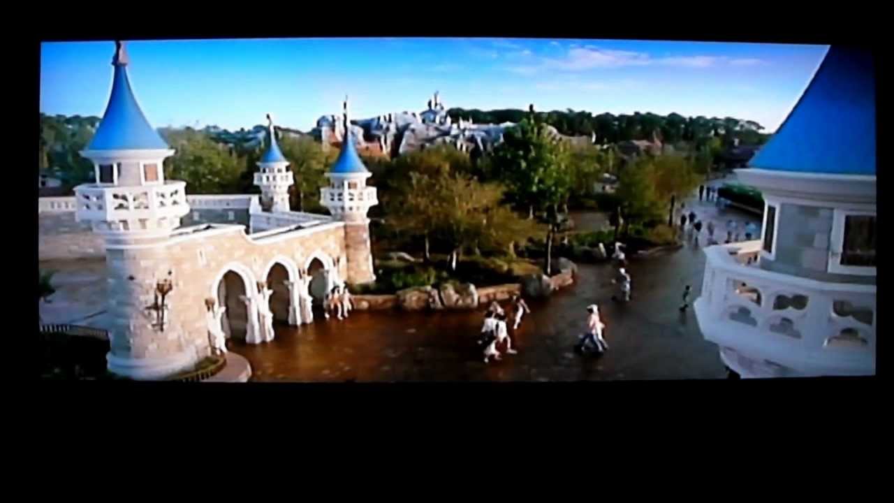 Must Do Disney: Disney World In Room Park Preview Video (Stacey) - January 2013