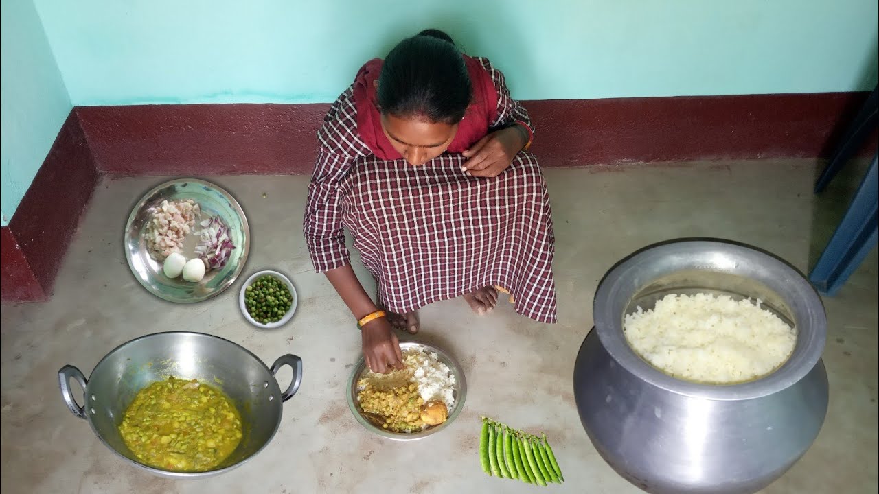 Village Food || Delicious Egg, Potato, tomato and Green Peas Curry || Rural Cooking Style ||