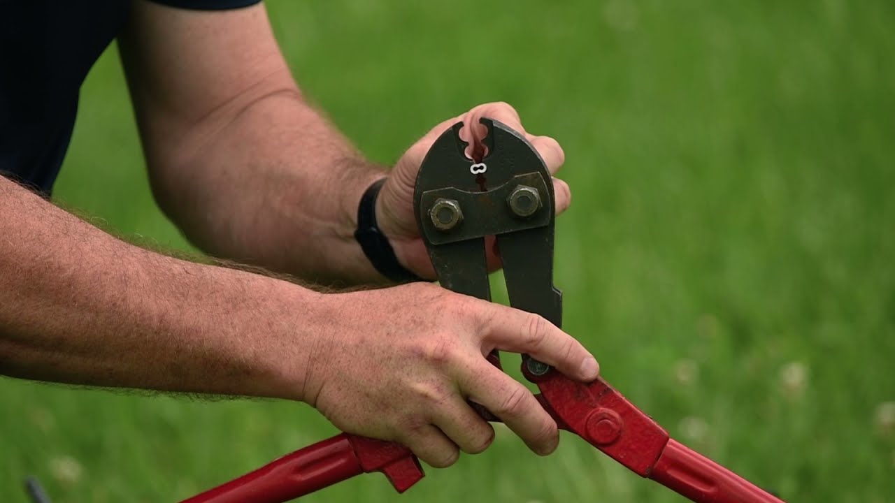 Using a Crimping Tool