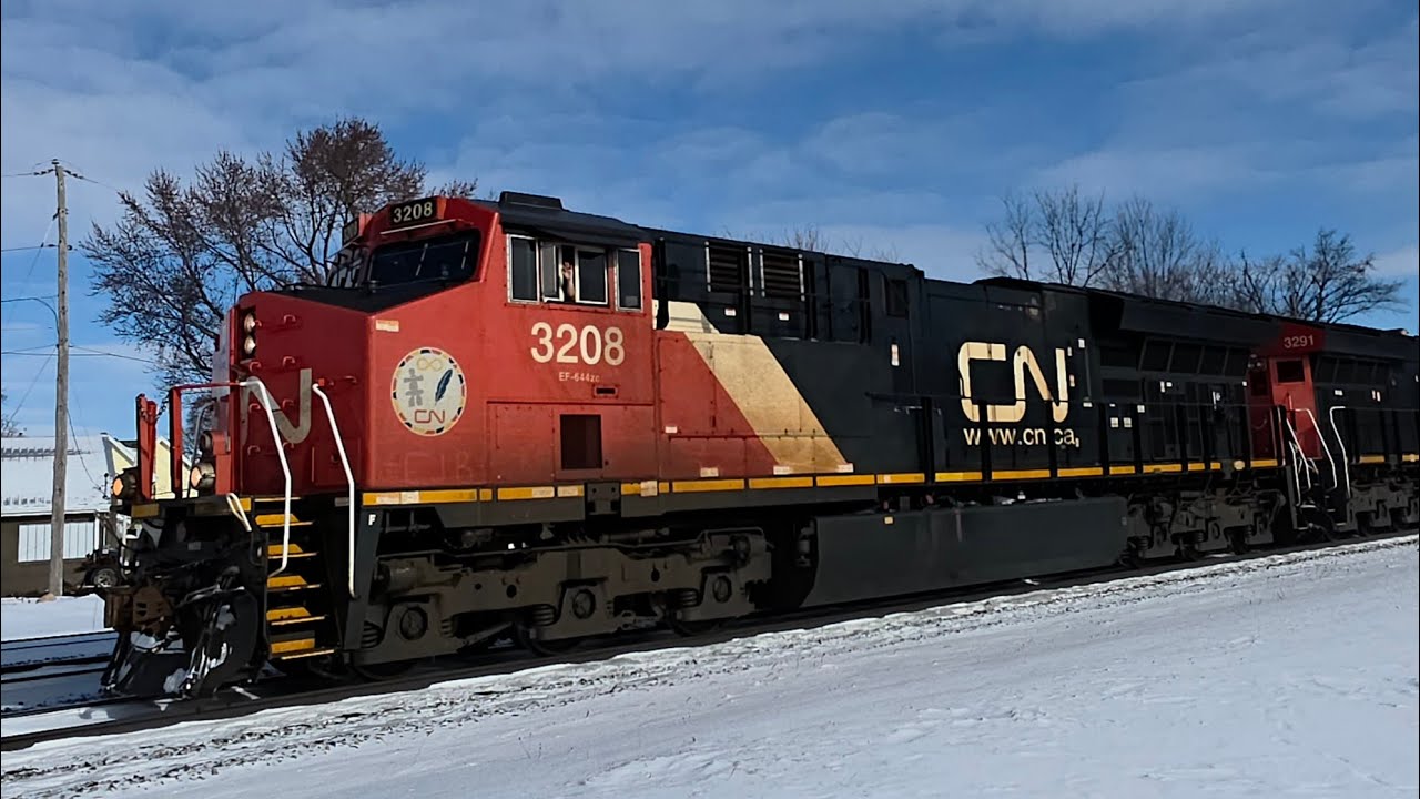 Canadian national westbound Z149 3208+3291 durand Michigan February 7 2026