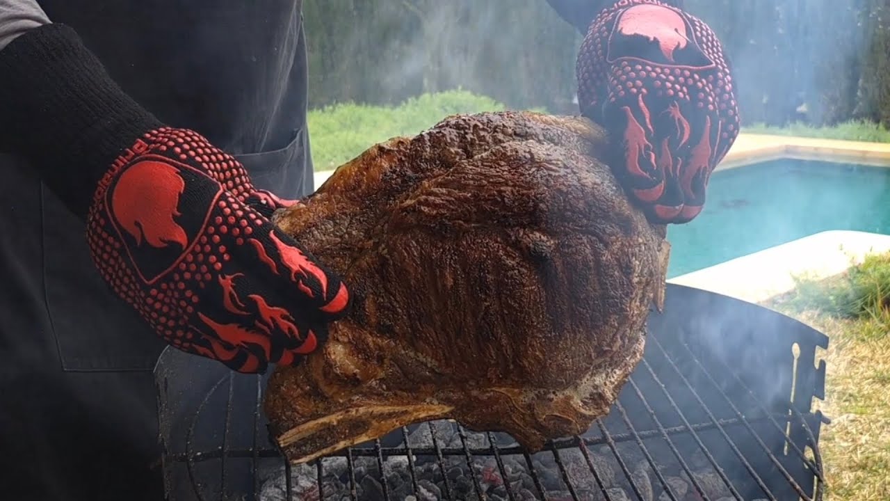 Стейк из говядины на гриле Мастер ШуфSteyk iz govyadiny na grile Master Shuf