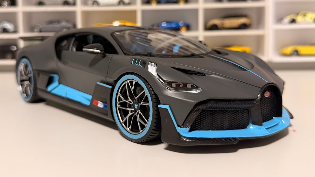 Unboxing Bugatti divo 1:18 diecast 