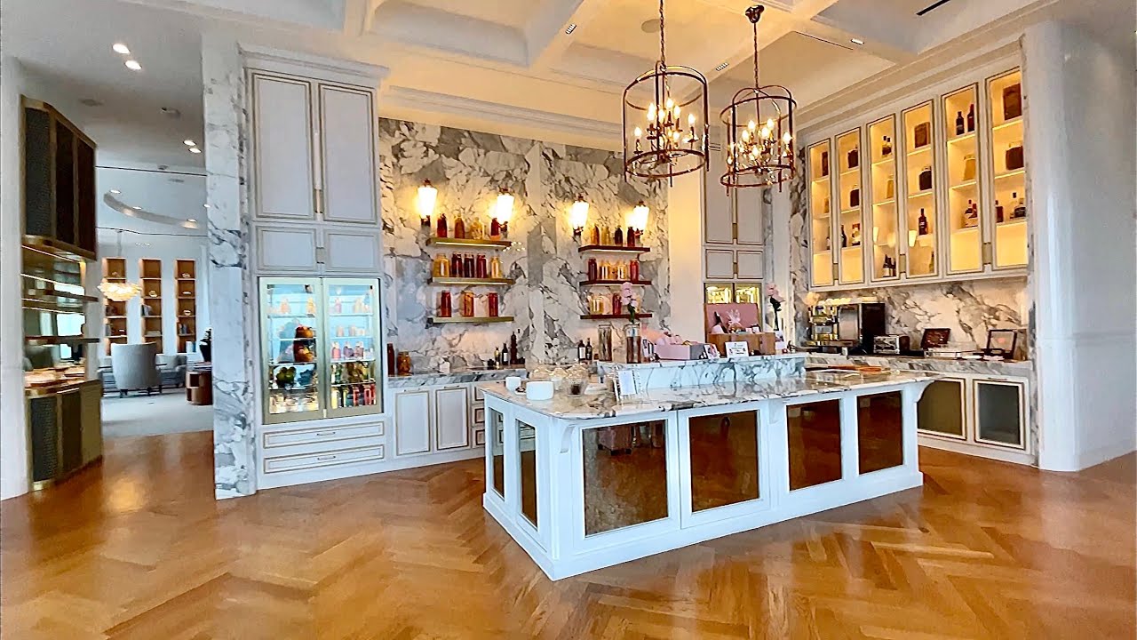 THE LANGHAM CLUB JAKARTA + Wedding Foods & Highest LANGHAM Swimming Pool @ DISTRICT 8 SENAYAN JAKART