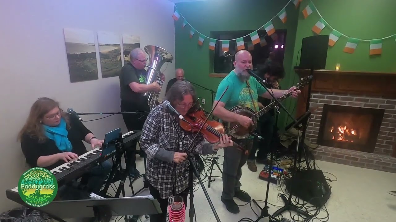 Turn your radio on, Paddygrass at Maddens Fall 2025