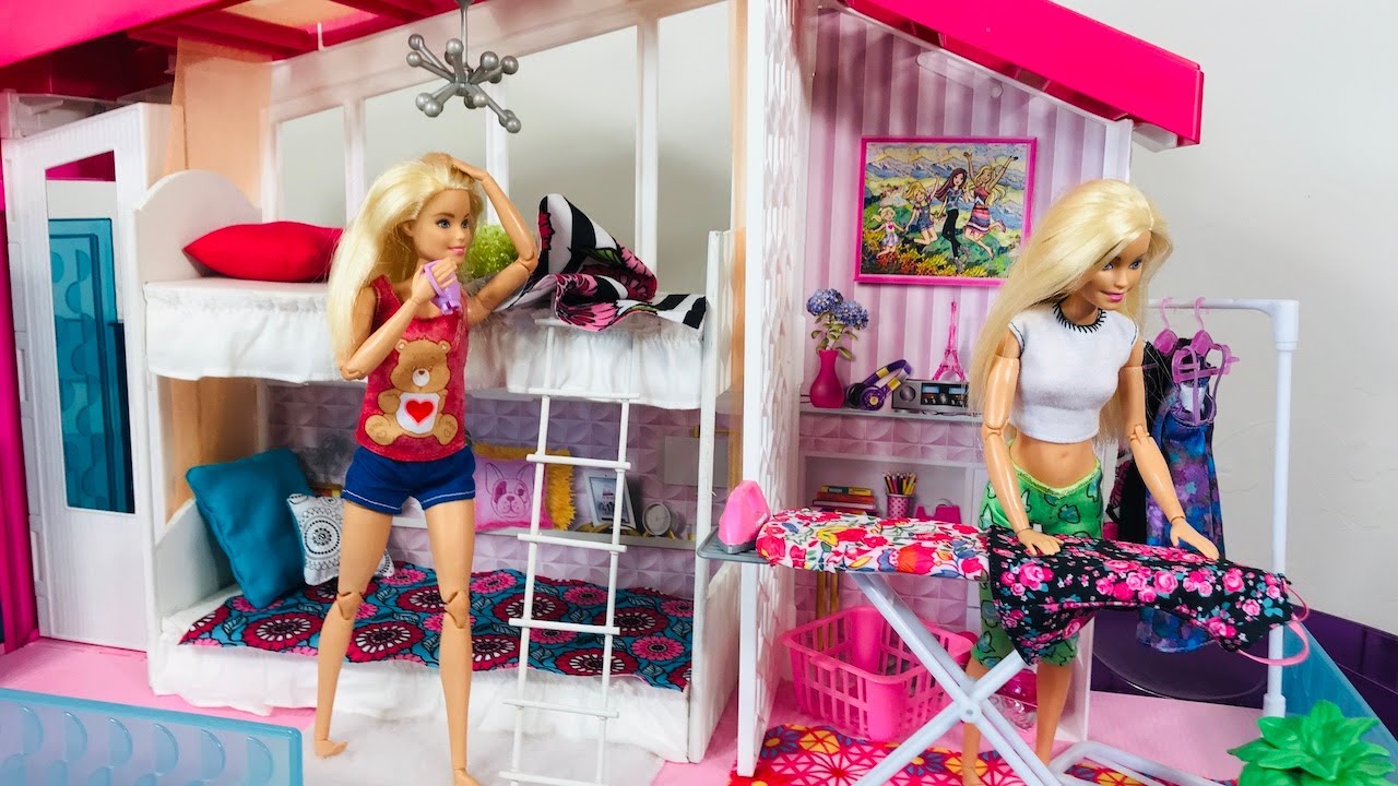 Barbie Twins in Barbie Adventures DreamHouse!