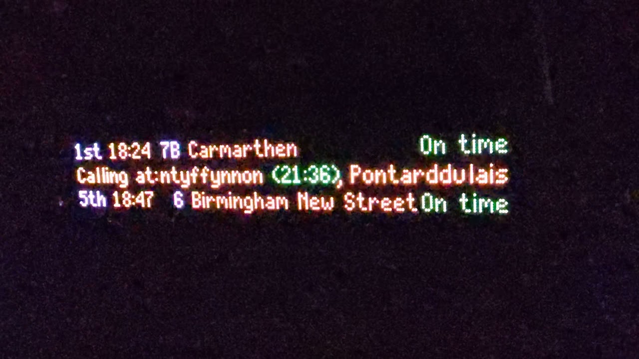 Elinor Hamilton | 18:24 Shrewsbury to Carmarthen | Platform 7B