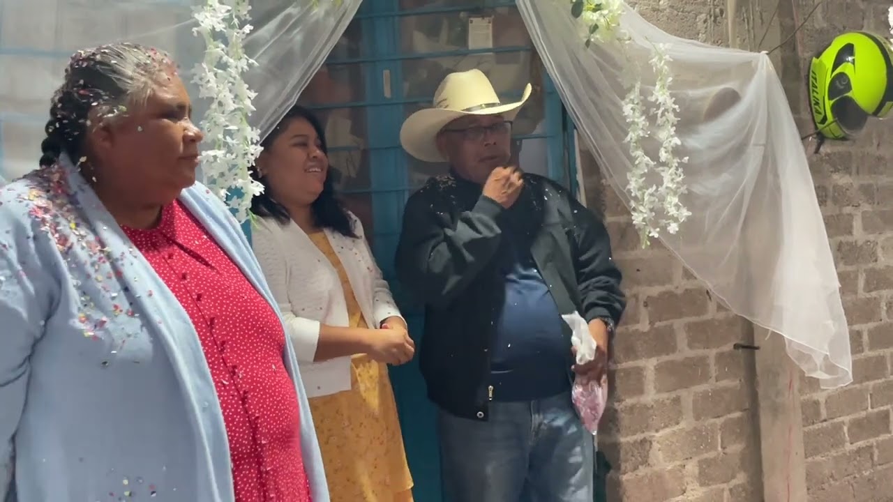 LAS PRIMERAS MAÑANITAS PARA LA NOVIA 15/02/16