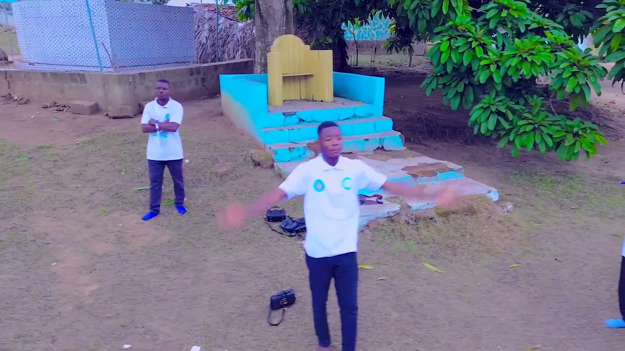 FLUGO KISANTU NKI TUNA VANGA