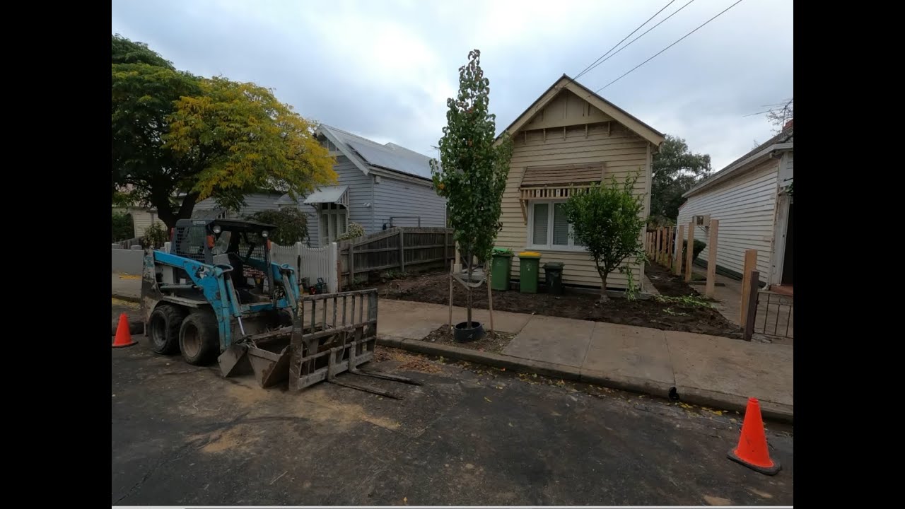Concrete removal - The bobcat only just fit. LIMITED ACCESS