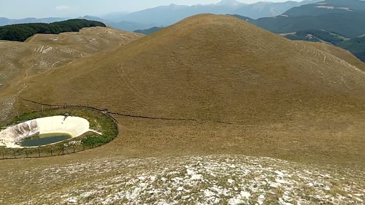 Dom.03-07-22: Monte Coscerno e Monte Sciudri da Gavelli in Umbria con giro ad anello.