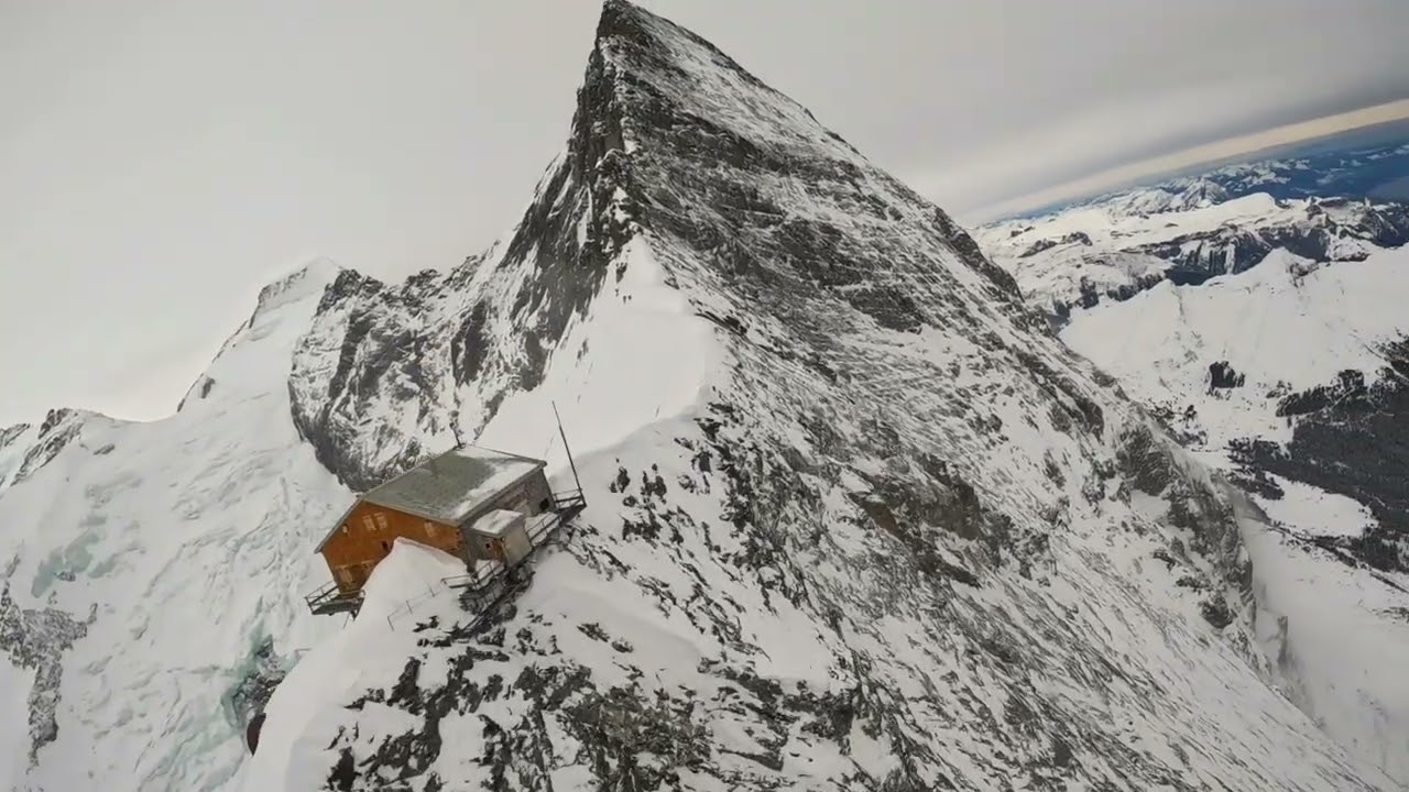 Eiger (3970m) - Grindelwald Dangerous strong wind! -5°C... 