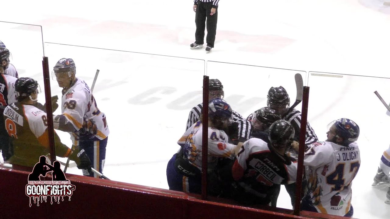 Jonathan Oligny Martin Larivi&egrave;re Roughing LNAH Octobre 30 2015
