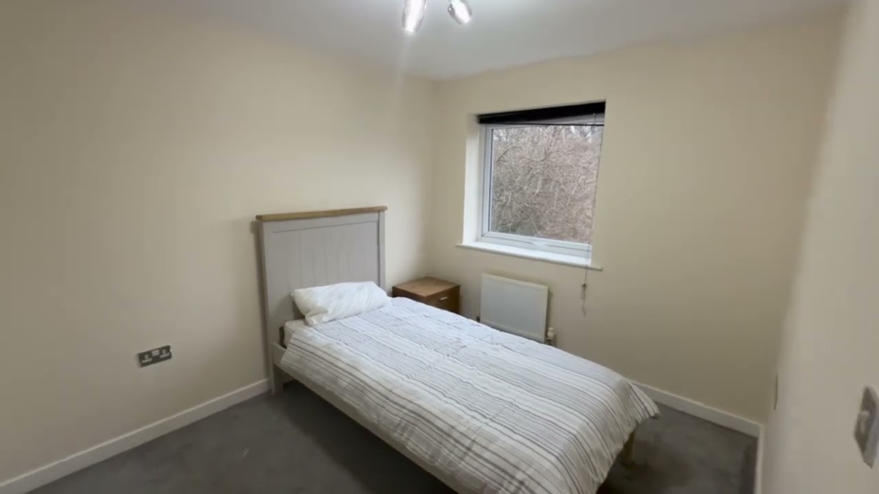6 Kendale Grove, Nottingham, NG3 3BA