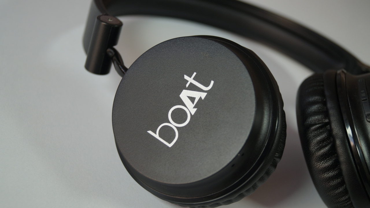 Boat Rockerz 400 On-Ear Bluetooth Headphone - Unboxing and Review