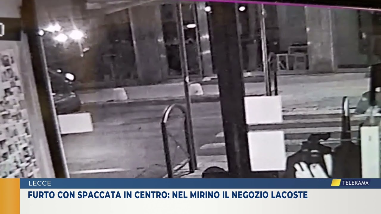 Furto con spaccata in centro: nel mirino il negozio Lacoste