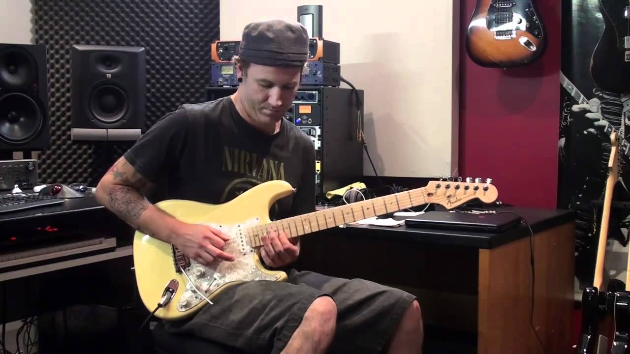 EVH 5150 50 watt head and 212 cab demo 1