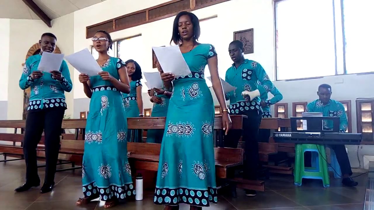 Musiime Mukama by Glory Star Singers(GSS choir)