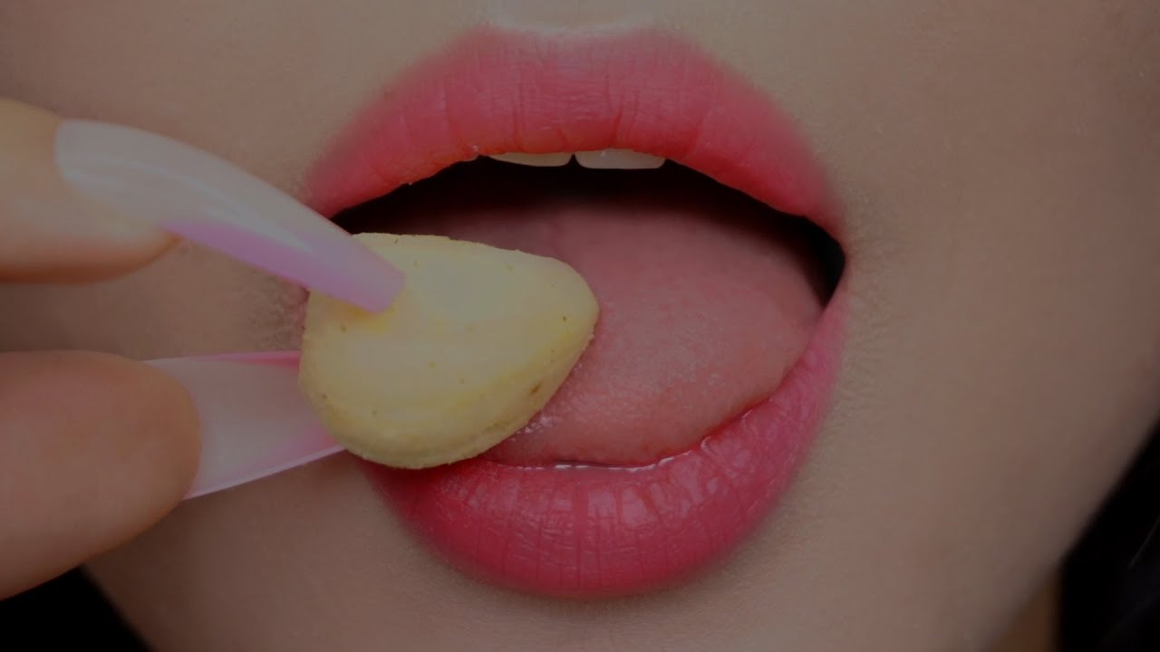 ASMR Поедание самого хрустящего сушеного чеснока и грибов
