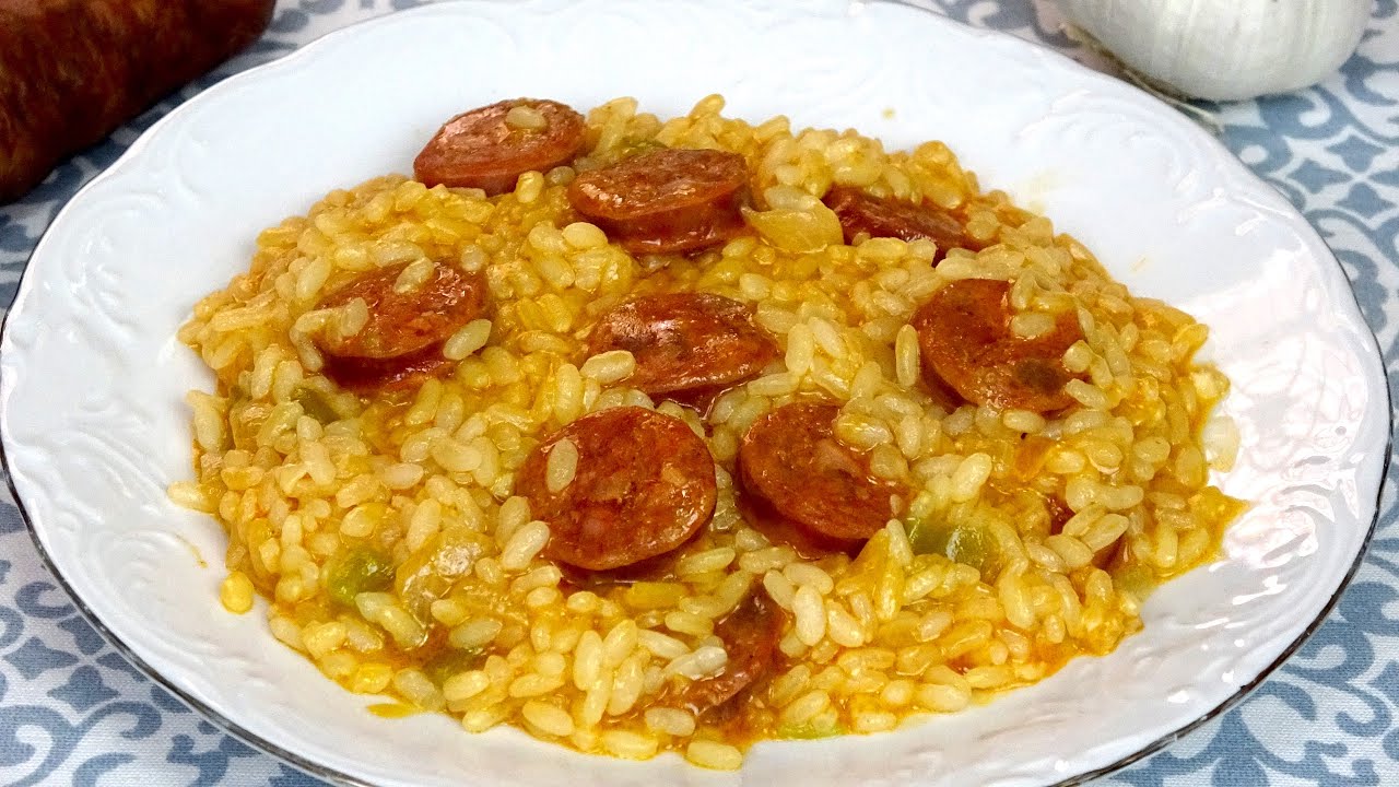 ARROZ CON CHORIZO, A LO POBRE, Receta Económica y Fácil🤩RICE WITH CHORIZO, TO THE POOR
