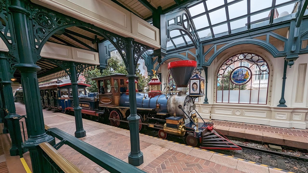 Disneyland Paris - Railroad (Onride)