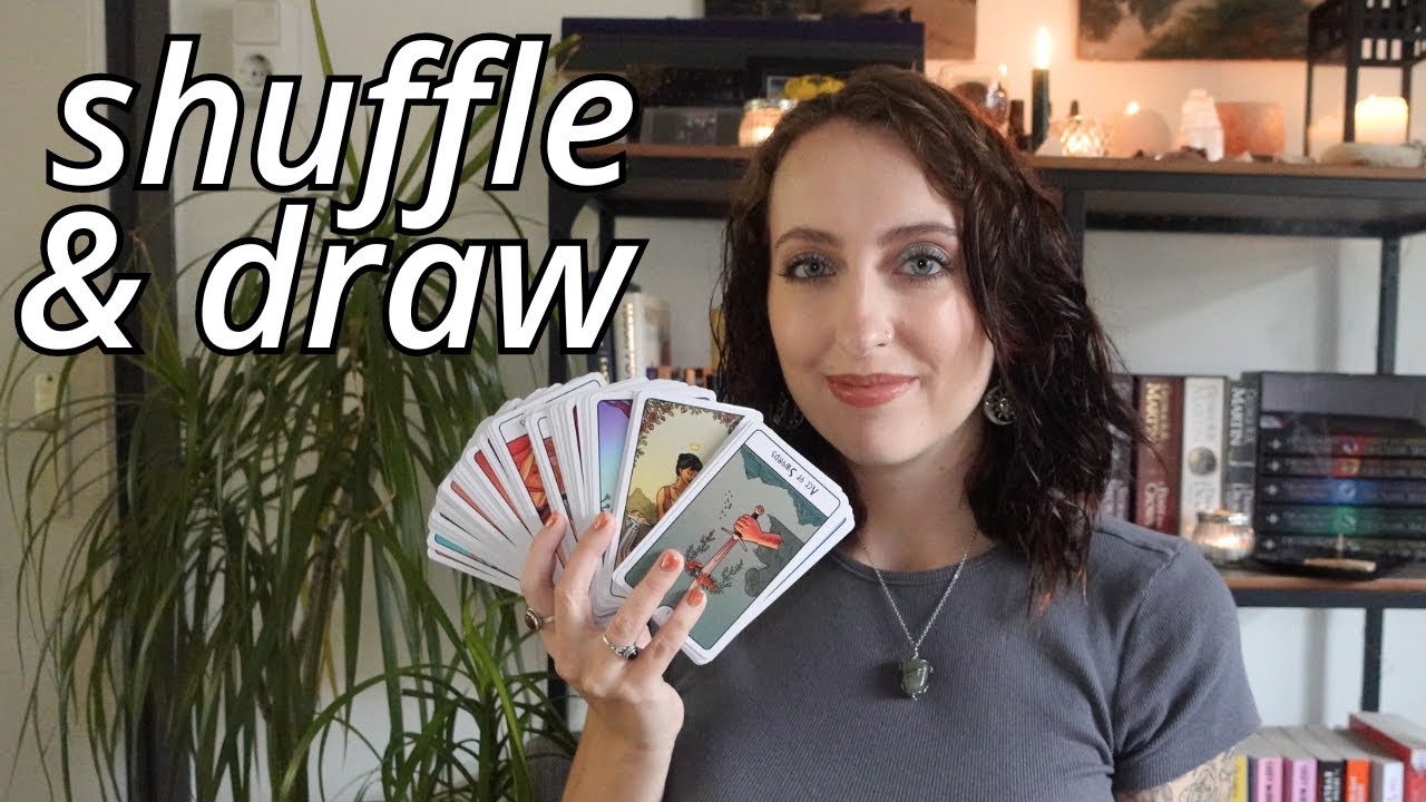 How to shuffle and draw a card for your tarot reading