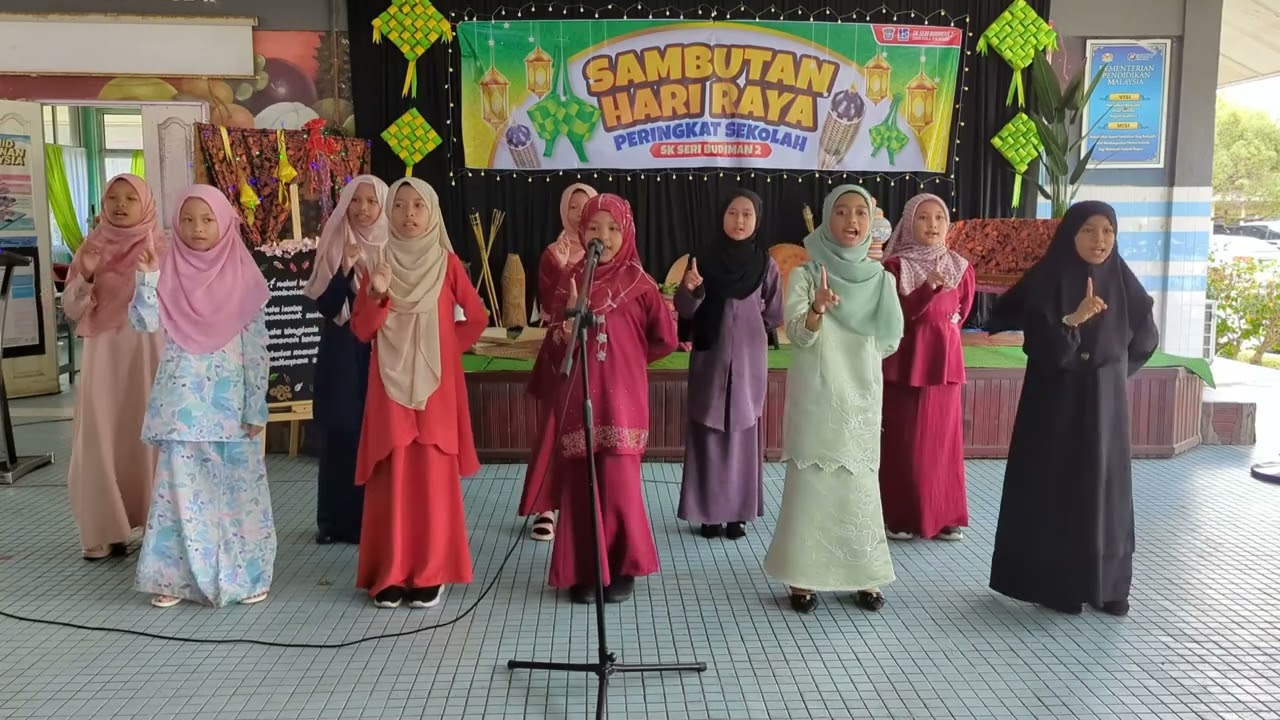Persembahan murid tahun 4 (Suasana Hari Raya)