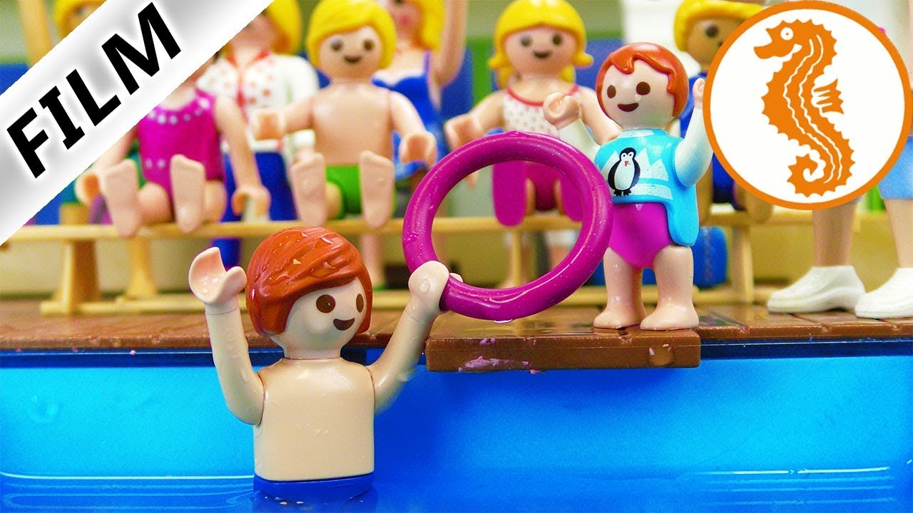 Playmobil Film Deutsch JULIAN + EMMA SEEPFERDCHEN PRÜFUNG! NIE WIEDER SCHWIMMFLÜGEL? Familie Vogel