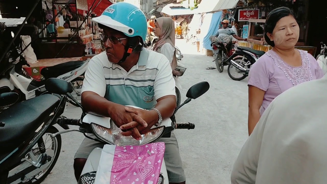 TINJAU PASAR TENGAH BANDAR PULAU DUA, MYANMAR
