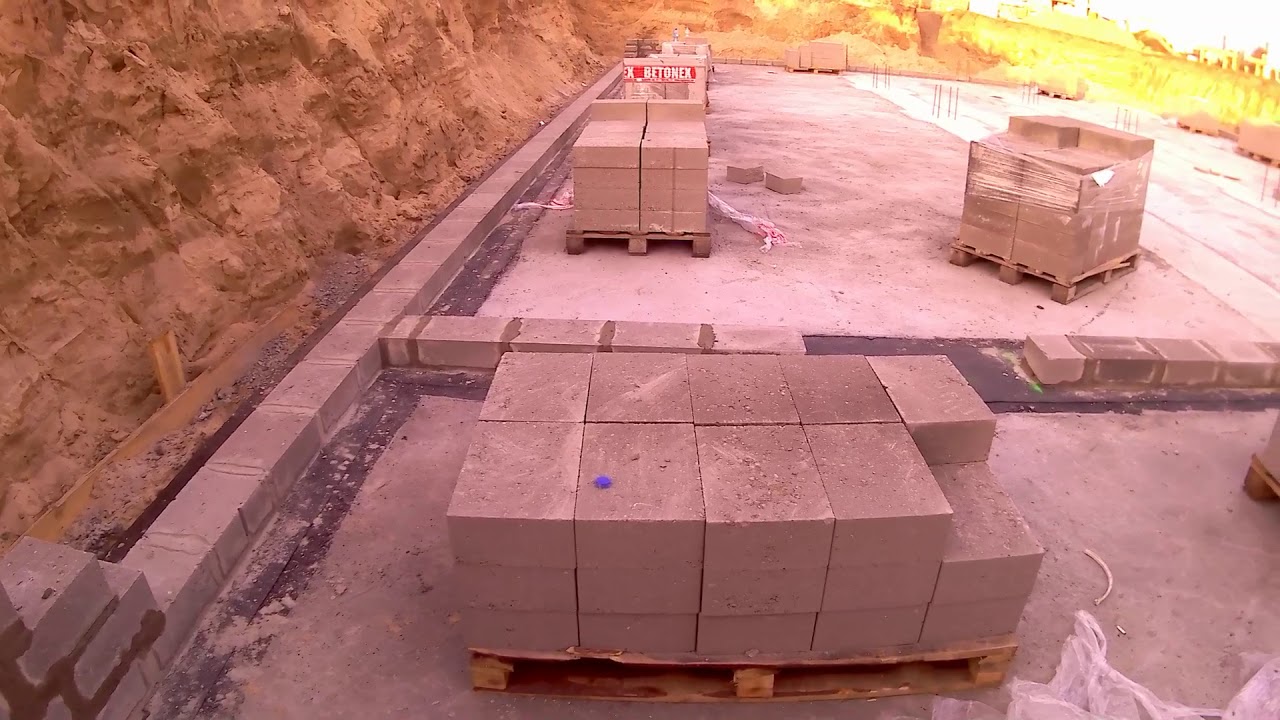 murowanie bloczków betonowych dzien 2