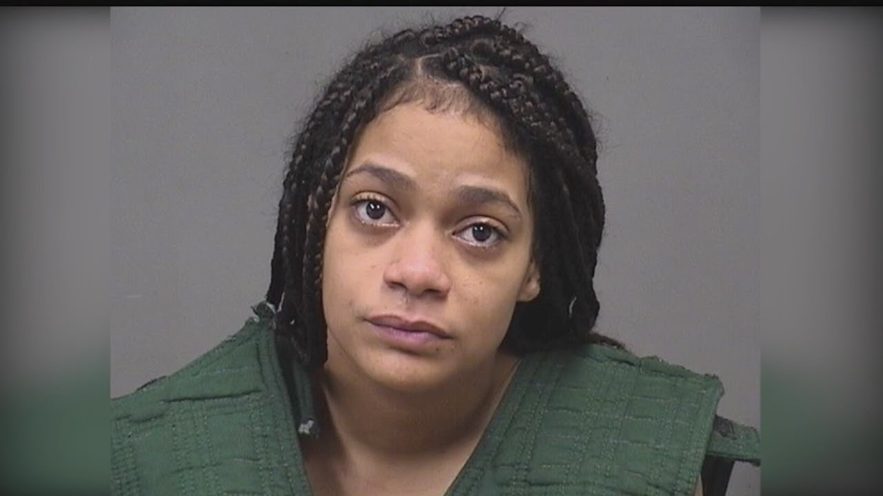 Mother who lost 5 children in Youngstown house fire now charged with fraud