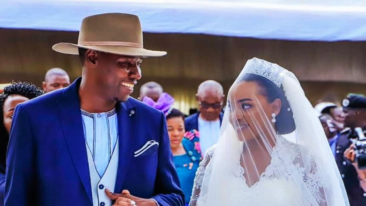 Queen Jovia Mutesi's arrival at Church with Father