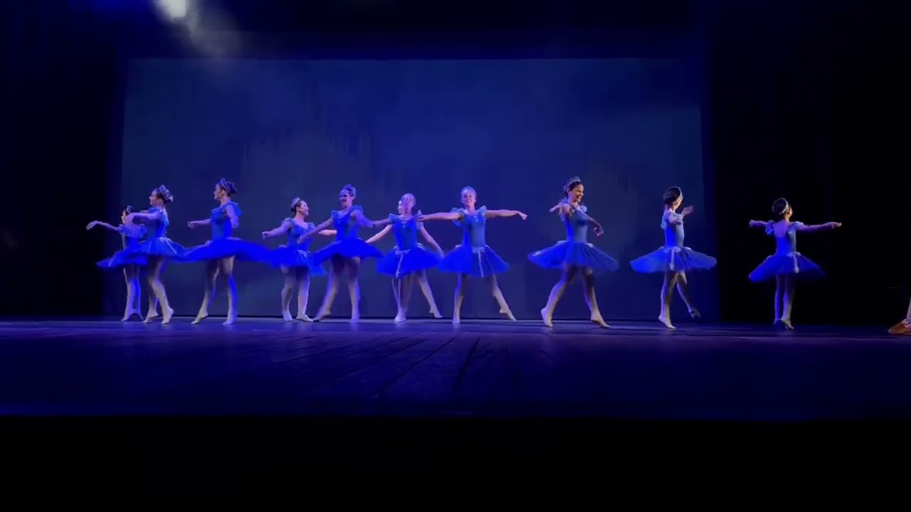 Baile Celestial - Marie Vivi Espa&ccedil;o de Dan&ccedil;a