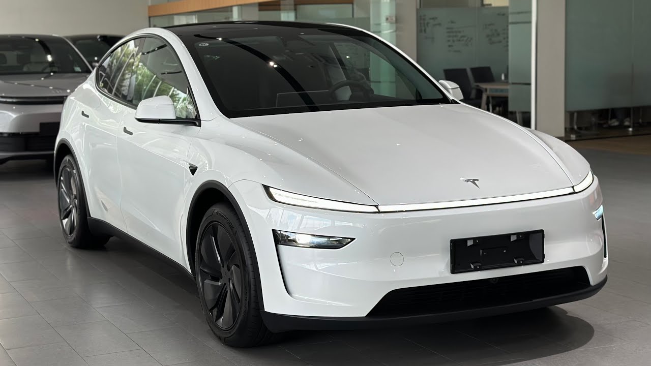 2025 Tesla Model Y Plus - Luxury EV SUV | Review
