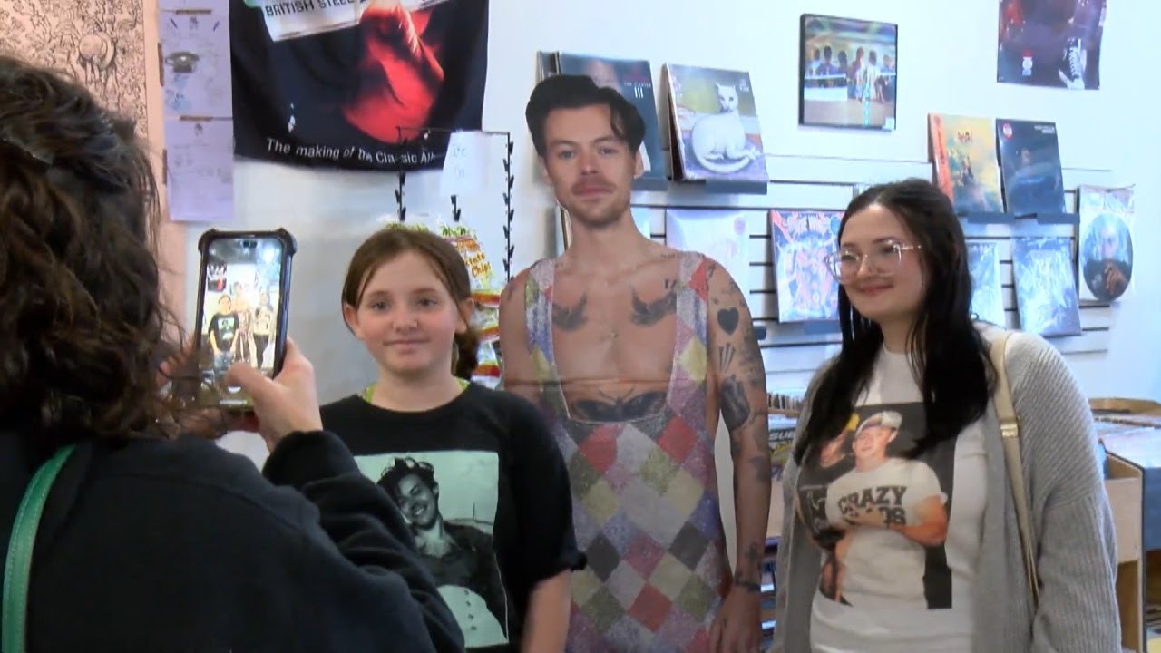 Harry Styles Fans To Record Store In Freeport For Album Release