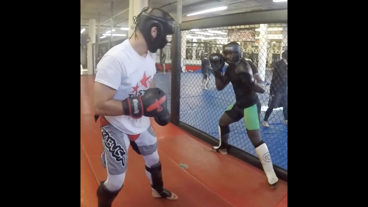 How to Fight in the Clinch tutorial - Muay Thai Knee Bump   Coach Firas Zahabi