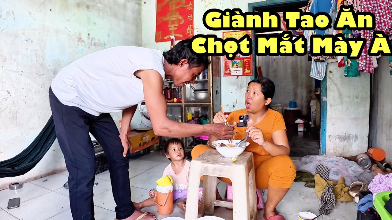 Tới Công Chuyện Thành Ăn Tô Bún Không No Đi Giành Ăn Với Ngọc Ăn Hai Tô Ngọc Lôi Cả Dòng Họ