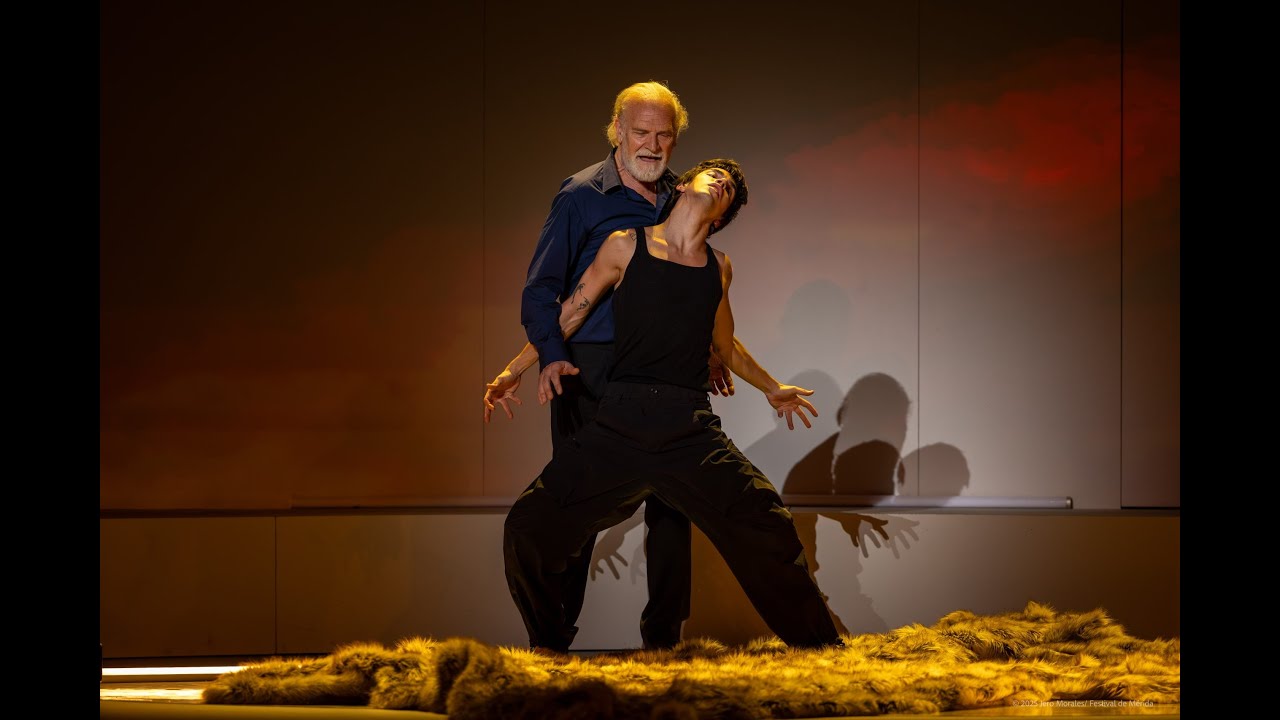 MEMORIAS DE ADRIANO. Autora: Marguerite Yourcenar. Adaptaci&oacute;n: Brenda Escobedo. Con Lluis Homar