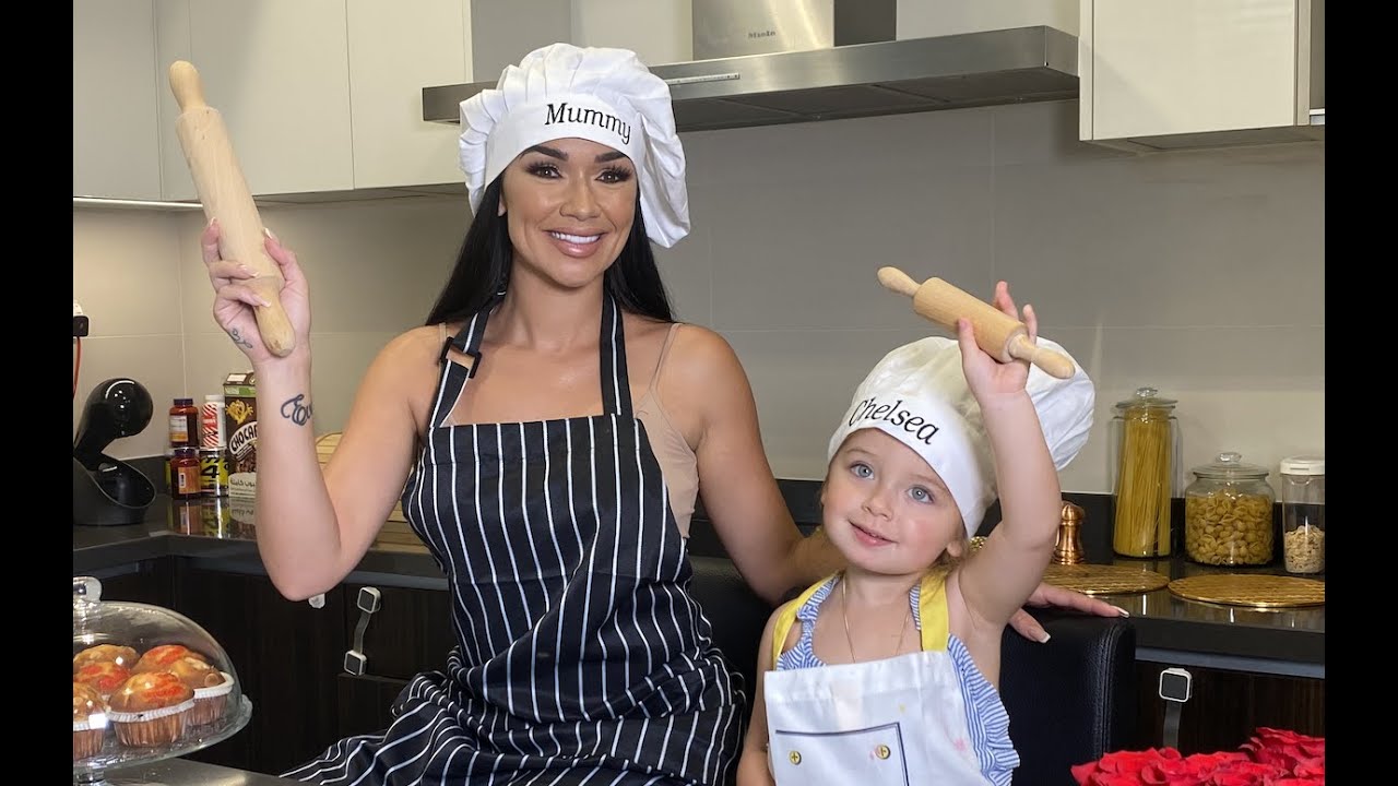 JLC FAMILY - La cuisine de Chelsea (Ep1)
